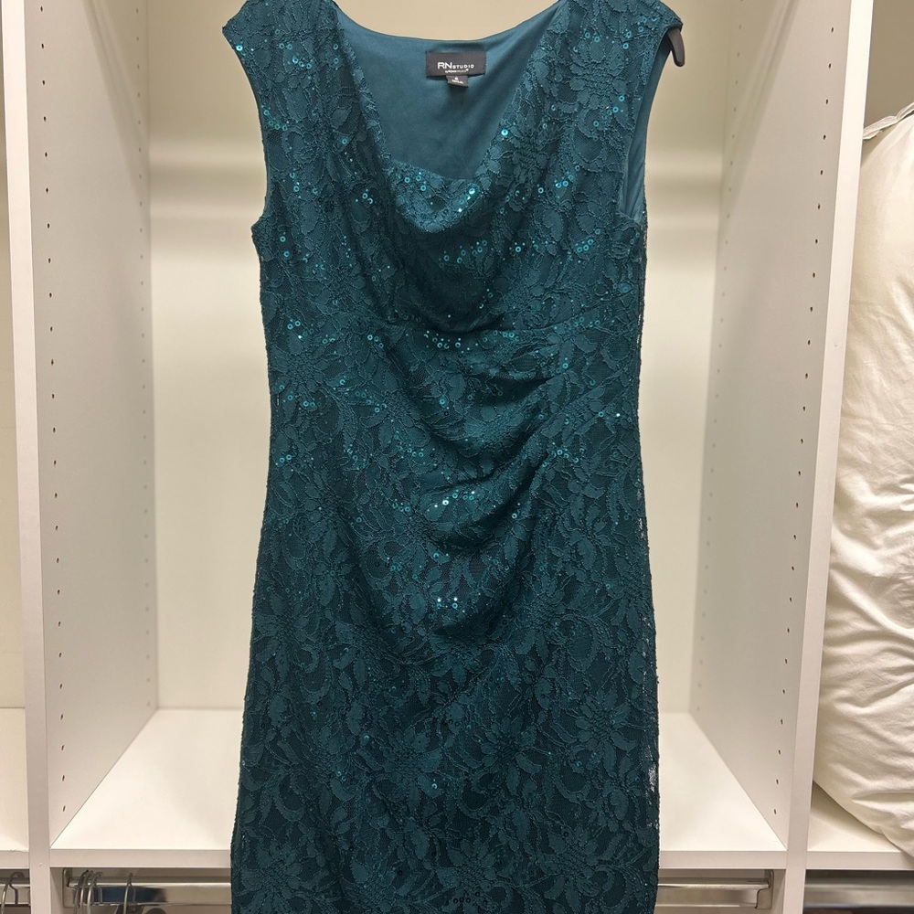 Studio Deep Hunter Green Lace Cocktail Dress